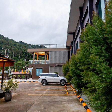 Tobedzz Hotel Ranong Dış mekan fotoğraf